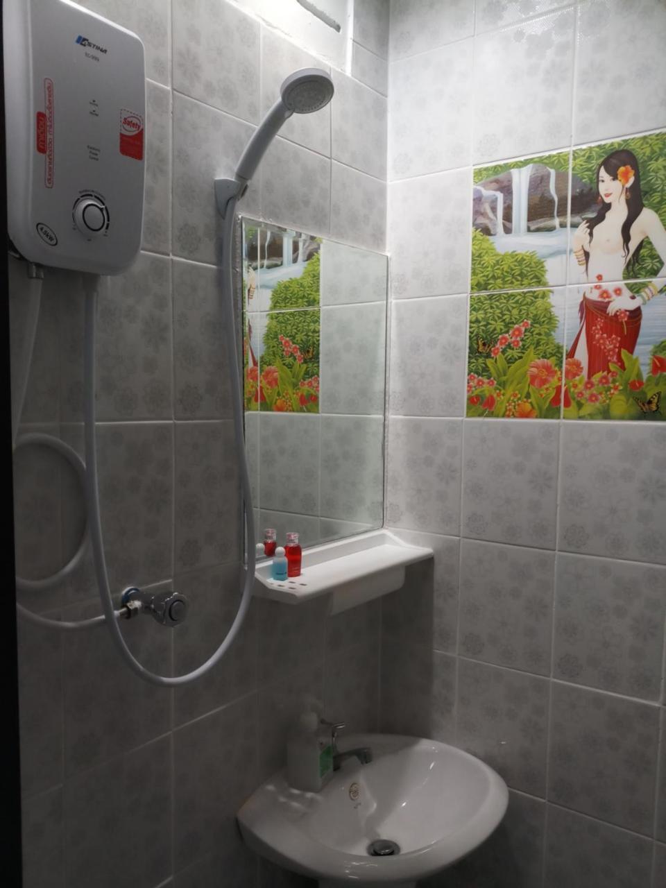 Kata S. T. House 호텔 외부 사진